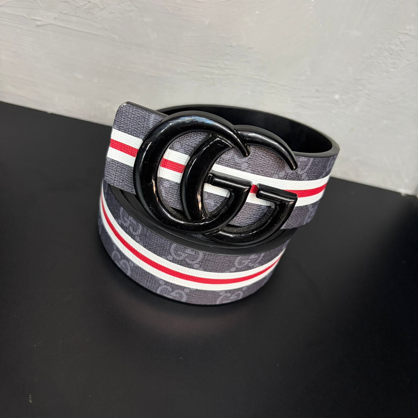 Cinto Premium Gucci Preto GG Supreme com Fivela Dupla GG Preta