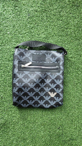 Shoulder Bag Premium Armani Preta/Cinza Brasão Águia