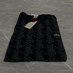 Camiseta Grife Lacoste Preta com detalhes Cruzados
