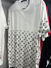 Camiseta Premium Louis Vuitton Branca Degradê