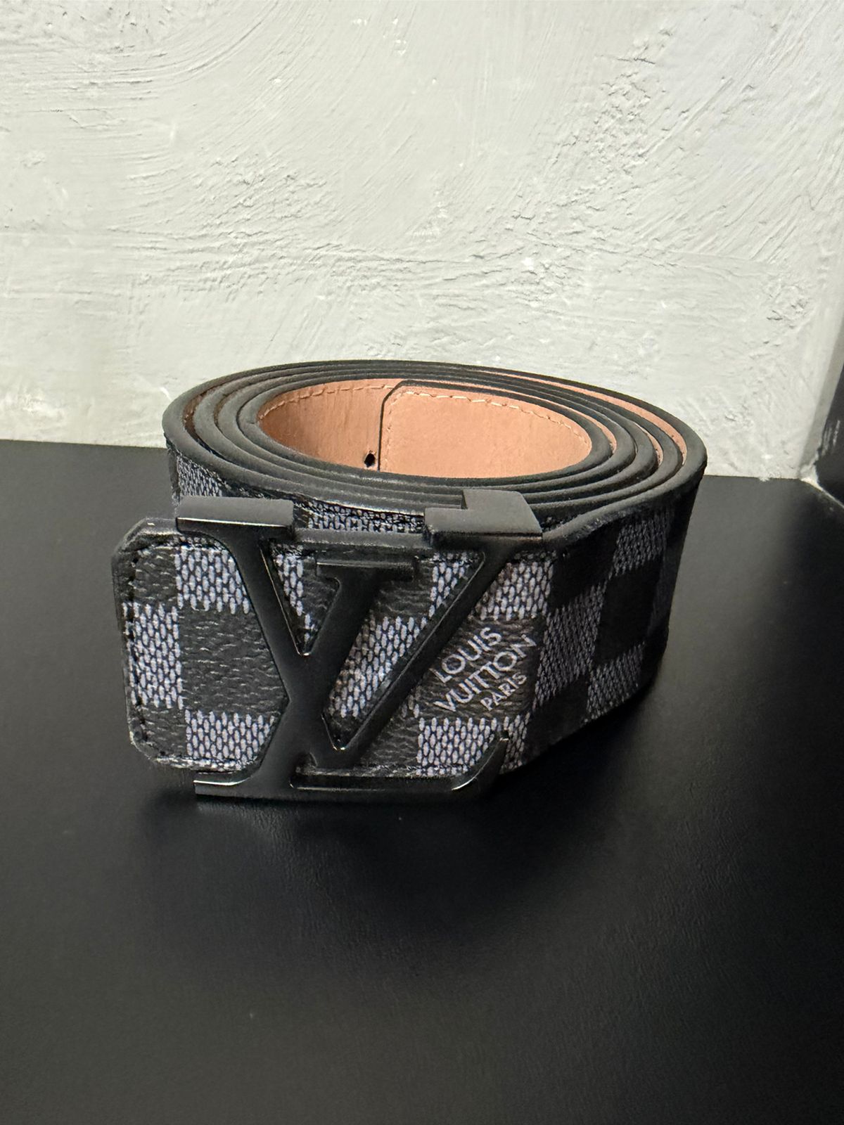 Cinto Premium Louis Vuitton Damier Graphite com Fivela LV Initials Grafite