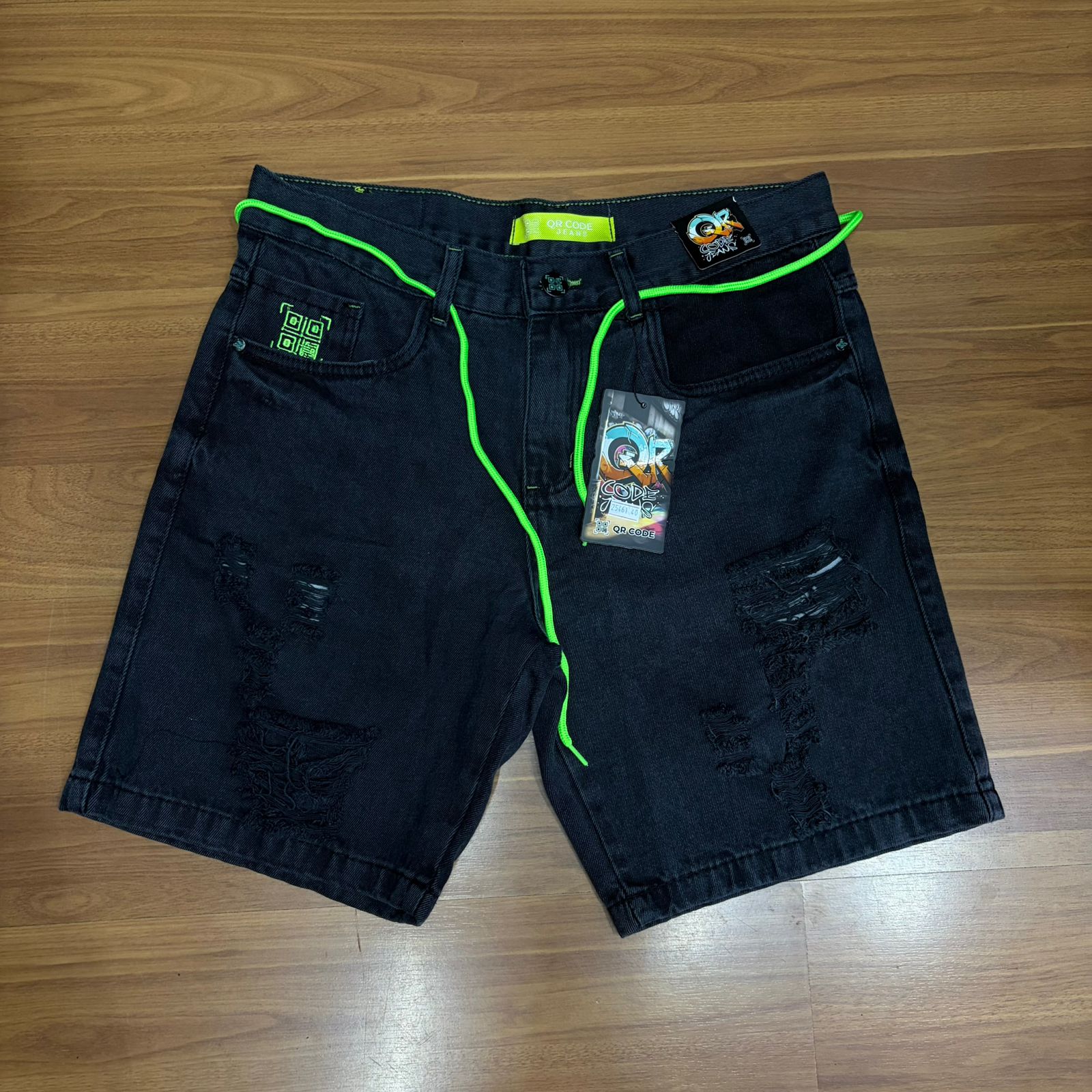 Bermuda Jeans Jogador Qr Code Grafite Rasgada Cordão Verde
