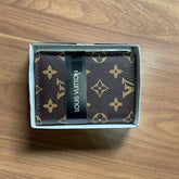 Carteiro Louis Vuitton Detalhada Marrom