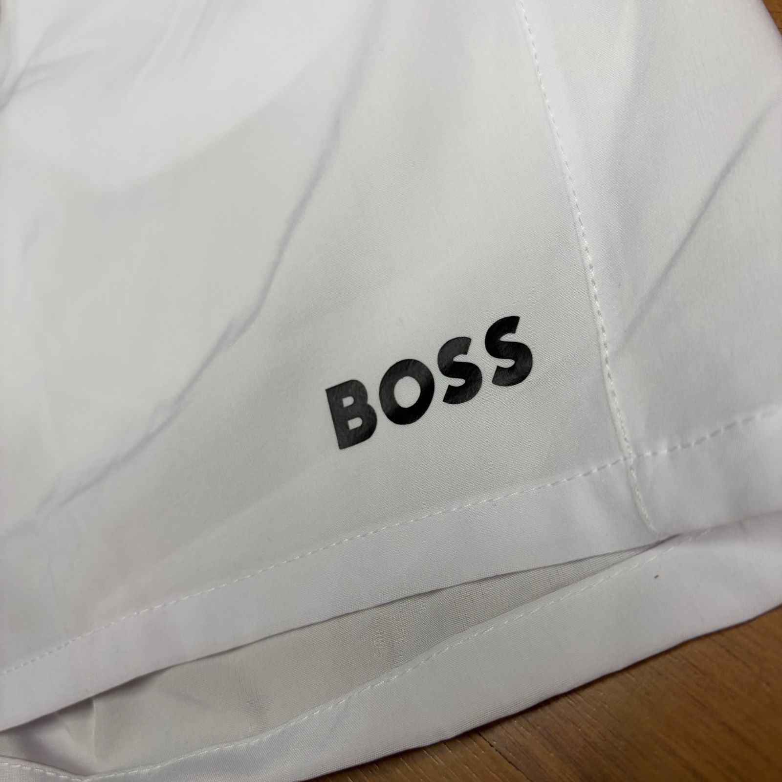 Shorts Grife BOSS Branco de Banho/Praia com Cós Listrado Contraste