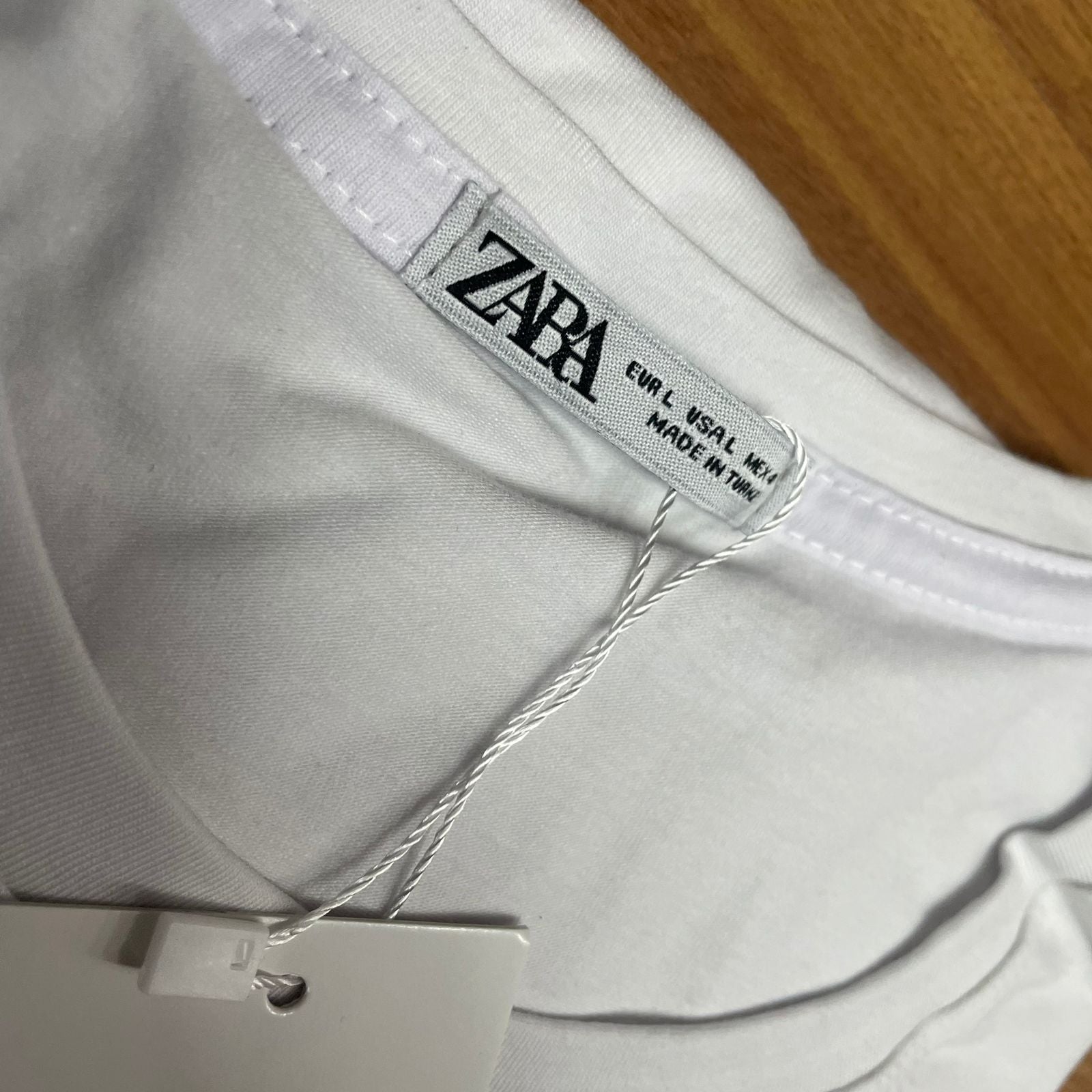 Camiseta Grife Básica Branca Padrão Zara Confort Malha Alta Tecnologia