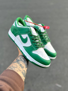 Tênis Nike Dunk Low Verde e Branco Bicolor Streetwear