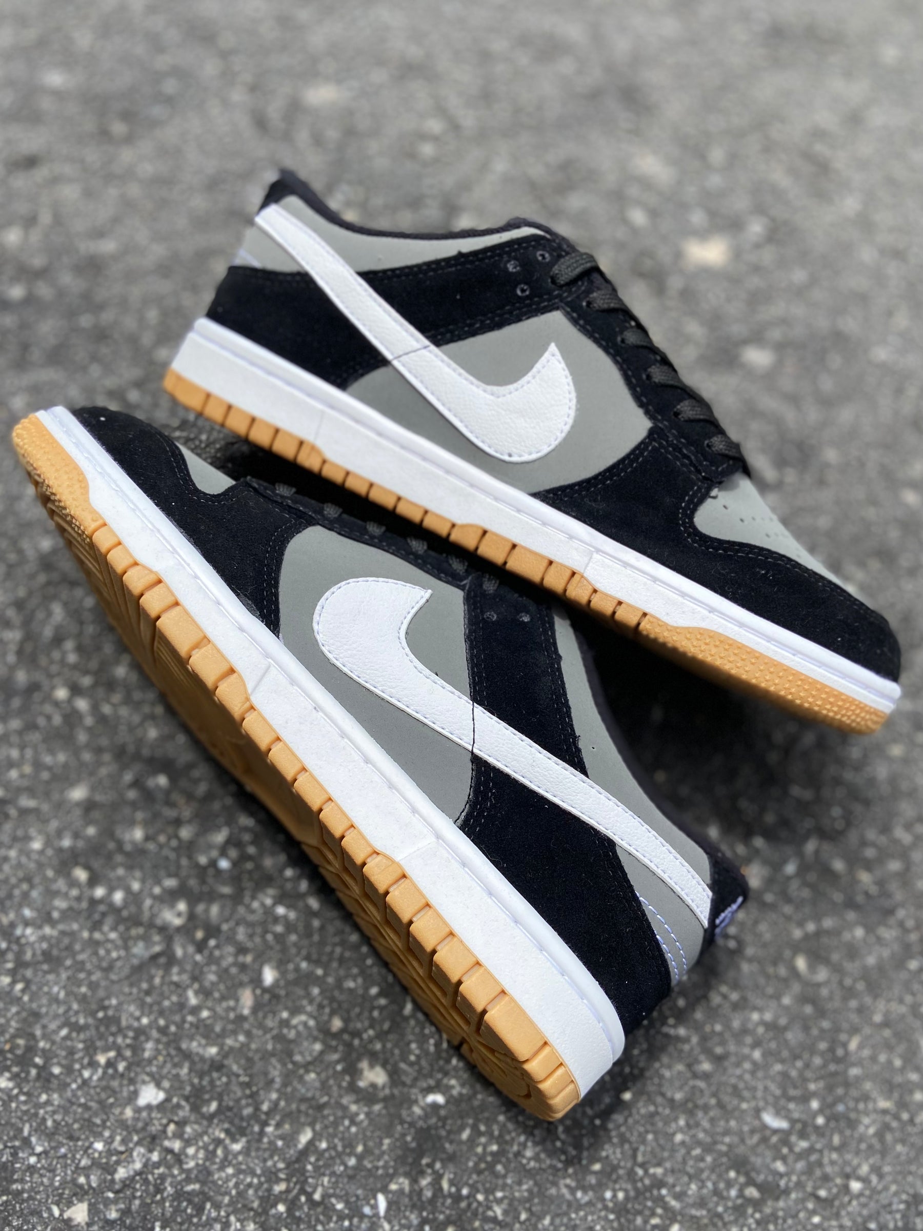 Tênis Nike Dunk Low Preto Cinza Solado Gum Streetwear Premium
