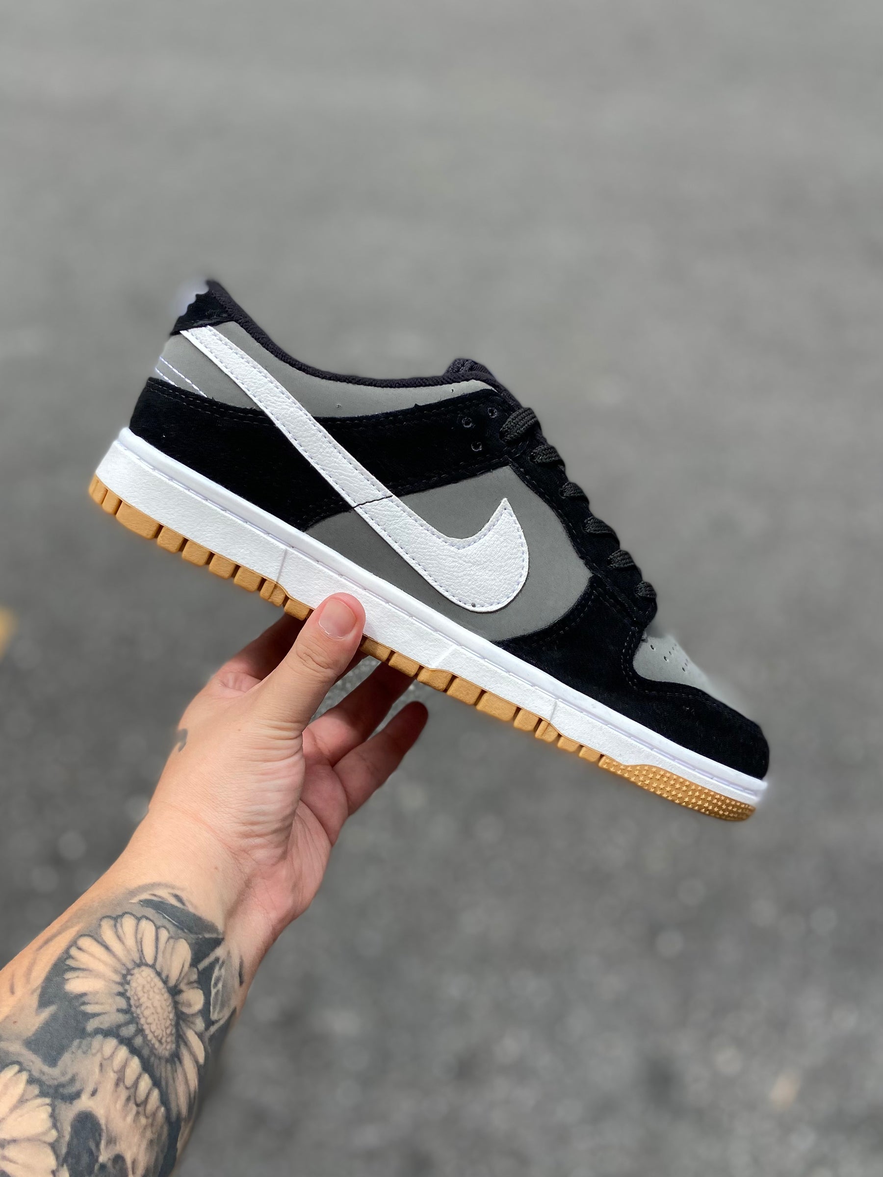 Tênis Nike Dunk Low Preto Cinza Solado Gum Streetwear Premium