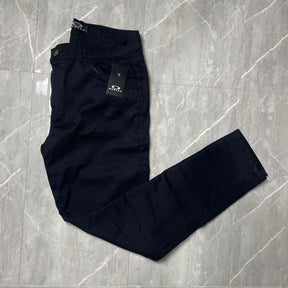 Calça Jeans Básica Preta Oakley