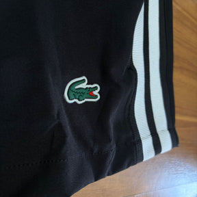 Shorts Grife Lacoste Preto com Listra Lateral Branca