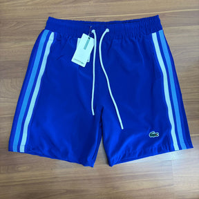 Shorts Grife Lacoste Azul com Listra Lateral Branca/Azul Claro