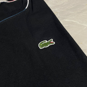 Camiseta Grife Lacoste Preta com detalhes da frança