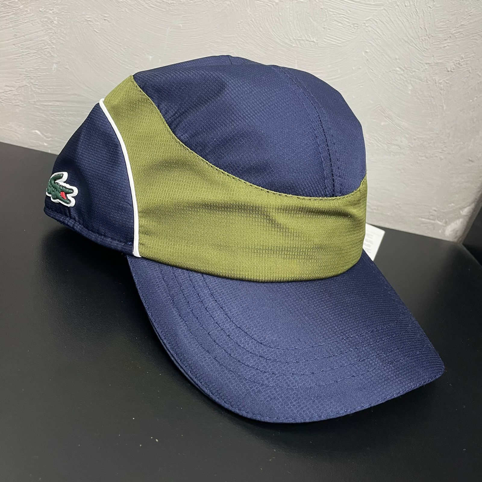 Boné Lacoste Sport Azul com Verde