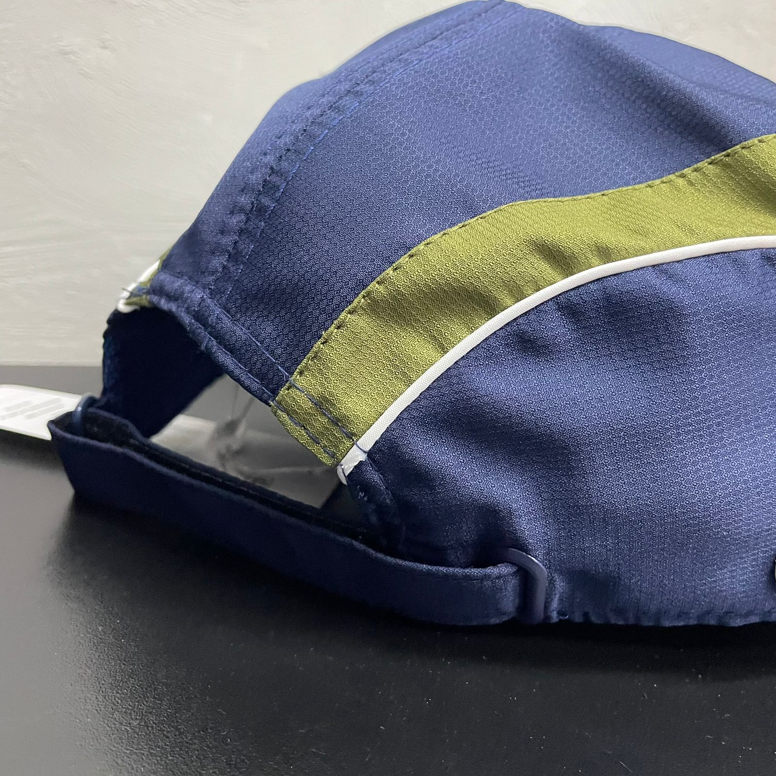 Boné Lacoste Sport Azul com Verde