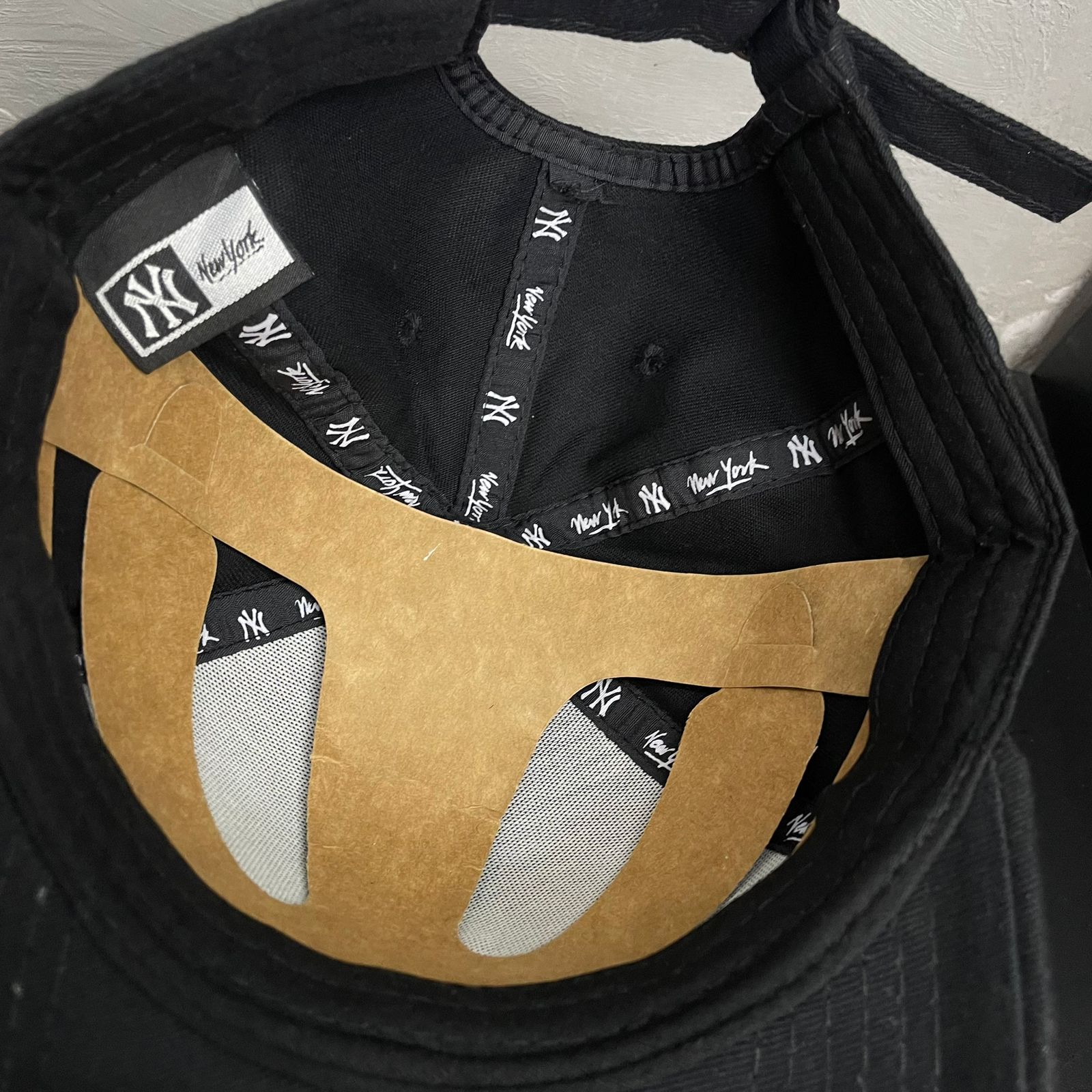 Boné Diesel Letreiro Vertical Azul