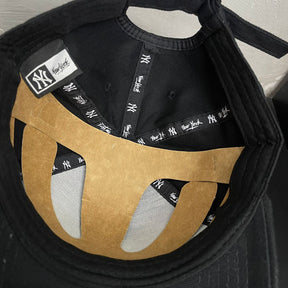 Boné Diesel Letreiro Vertical Azul