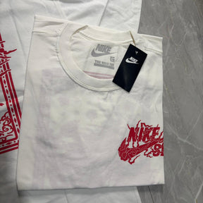 Camiseta Grife NIKE Off-White com Logotipo Estilizado Vermelho