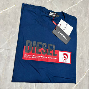 Camiseta Diesel Azul Marinho com Estampa Statement
