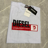 Camiseta Diesel Branca com Estampa Statement
