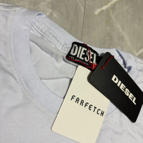 Camiseta Diesel Branca com Estampa Statement