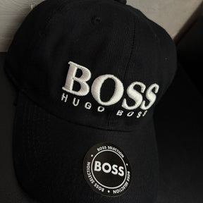 Boné Grife BOSS Preto Clássico com Logo Bordado Branco