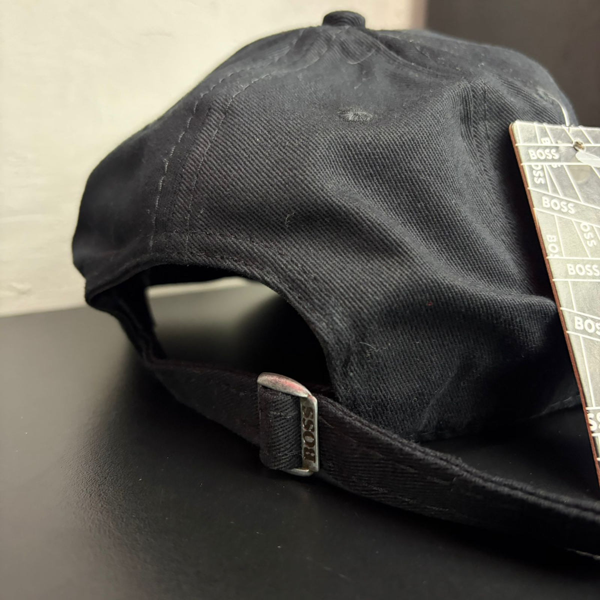 Boné Grife JORDAN Azul Marinho com Jumpman Bordado Branco