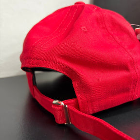 Boné Grife JORDAN Vermelho Intenso com Jumpman Bordado Preto