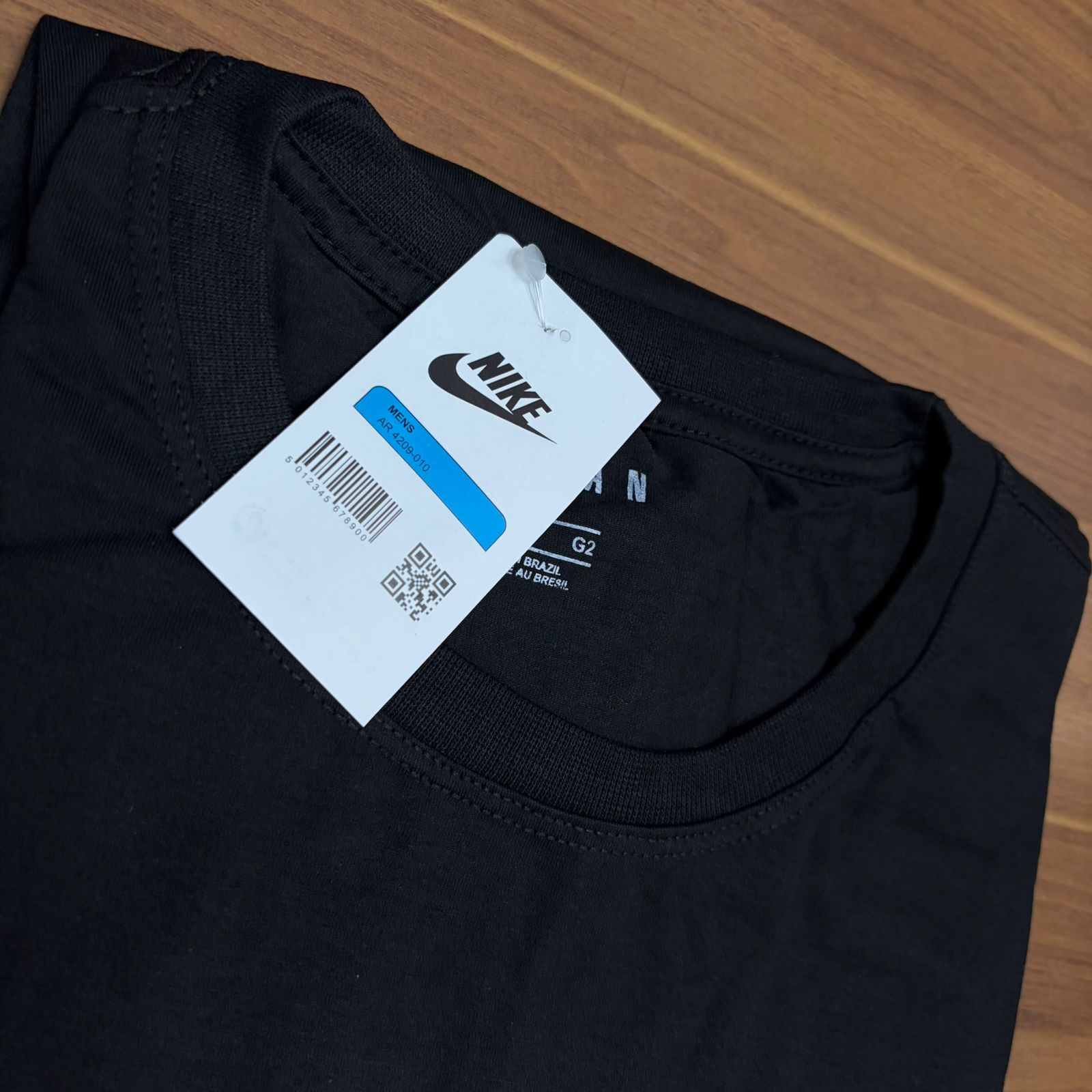 Camiseta Grife JORDAN/NIKE Preta Collab PSG Estampa PARIS