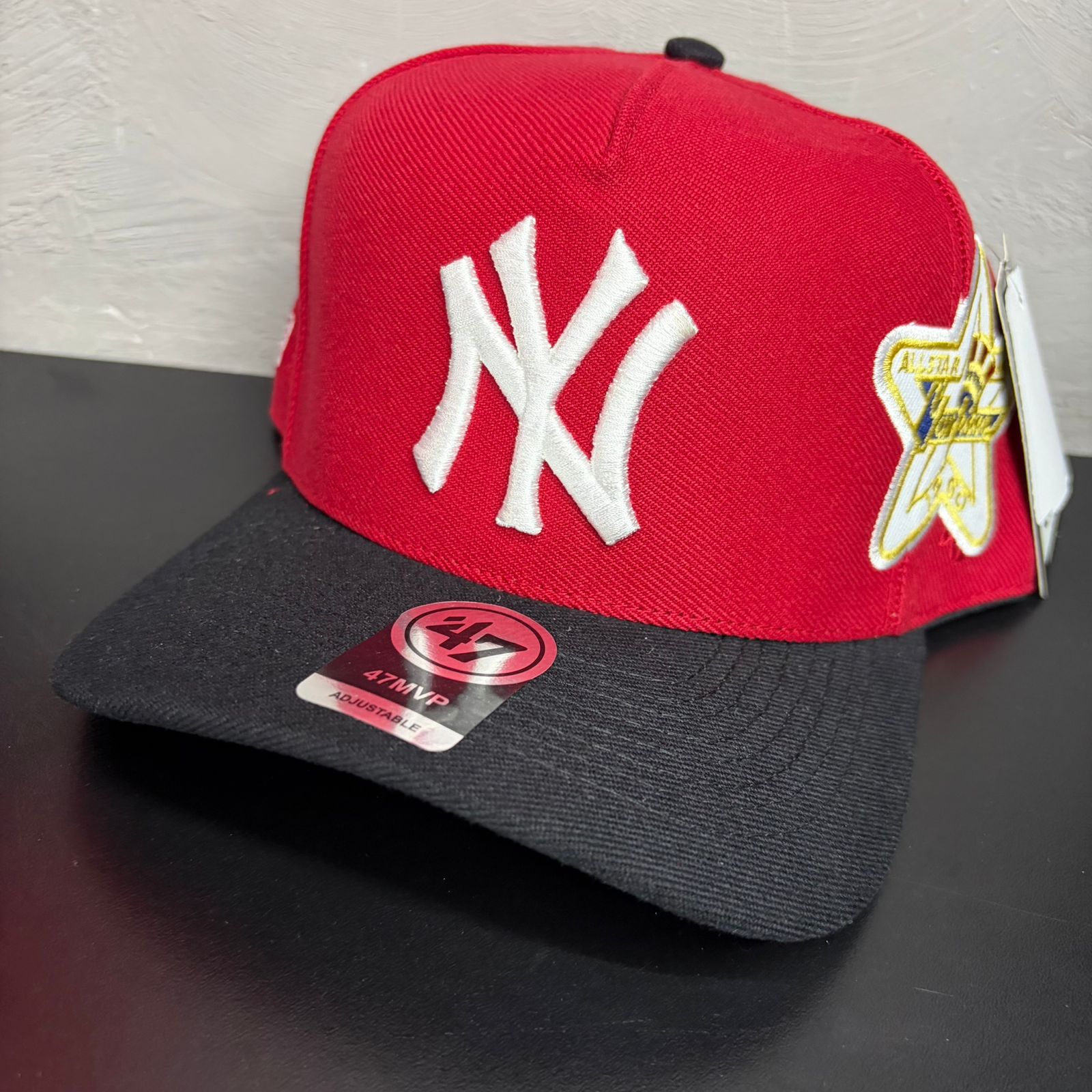 Boné NY AllStars Vermelho com Aba Preta New Era