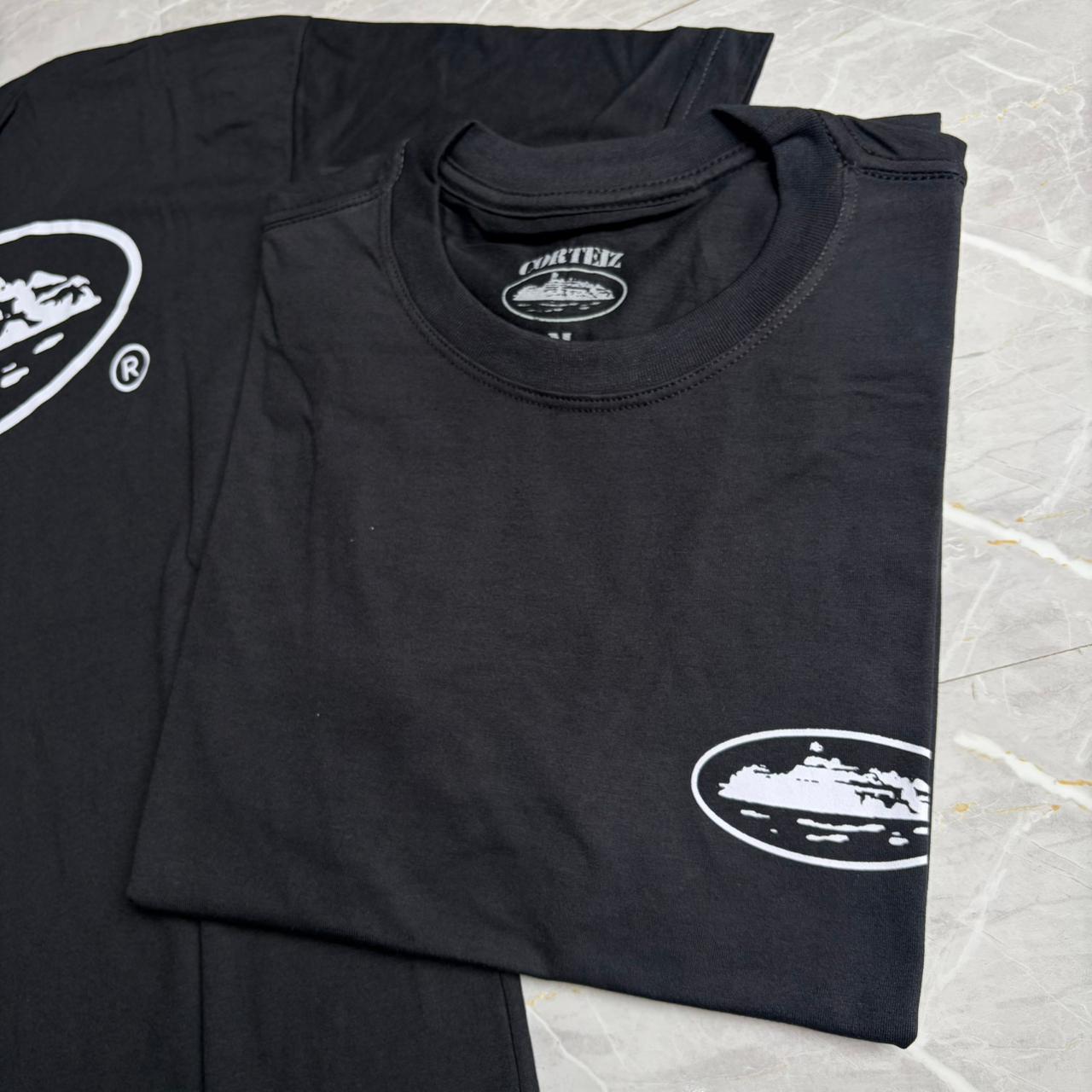 Camiseta Grife Corteiz OG Island com logo