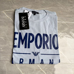 Camiseta Grife Emporio Armani Branca com Azul Escrita