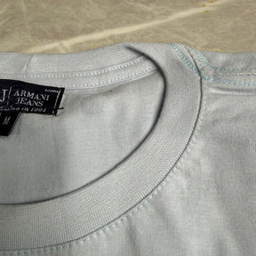 Camiseta Grife Emporio Armani Branca com Azul Escrita