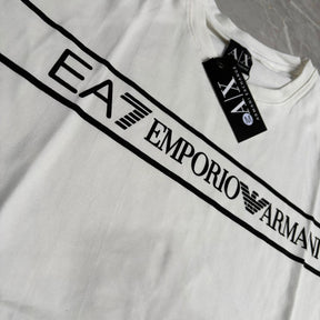 Camiseta Grife Emporio Armani EA7 Range Branca com Preto