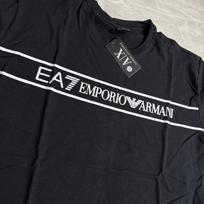 Camiseta Grife Emporio Armani EA7 Range Preto com Branco