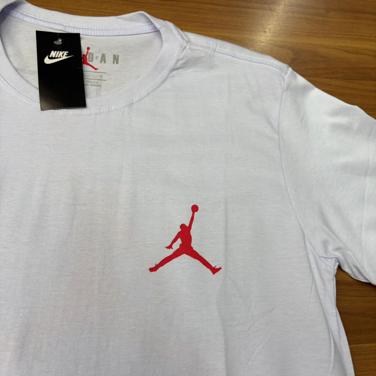 Camiseta Grife Air Jordan New Edition Branca Estampa Atrás