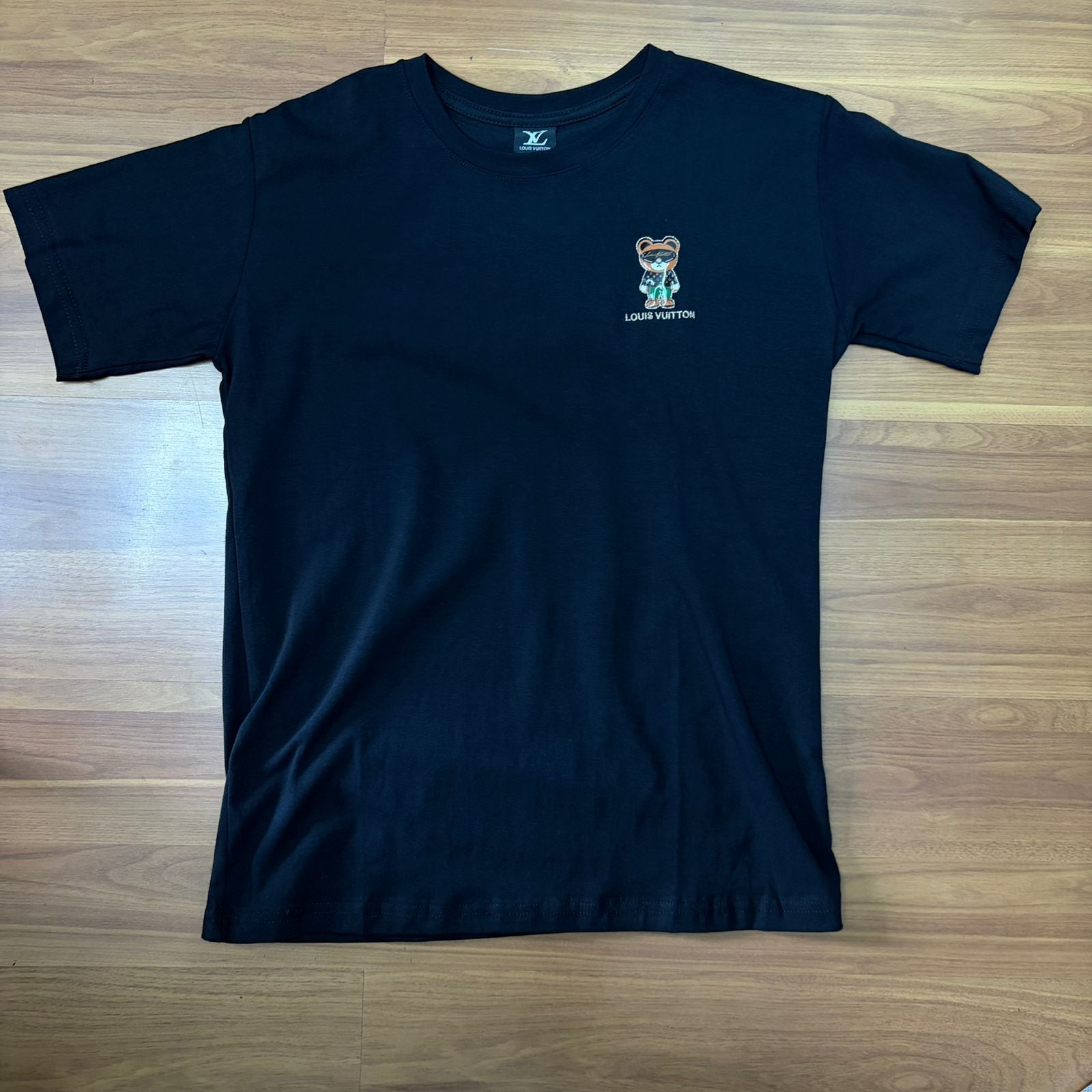Camiseta Grife Louis Vuitton Mini Bear Preta