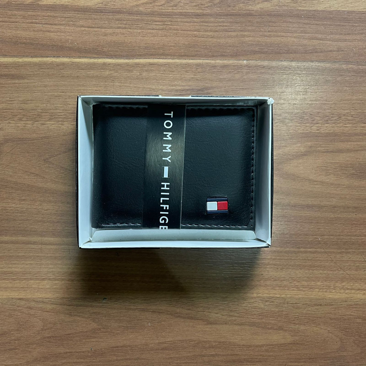 Carteira Tommy Hilfiger TH Bandeira Preta