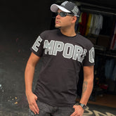 Camiseta Grife Emporio Armani Preta com Estampa Logo Letra Bloco Branca/Cinza